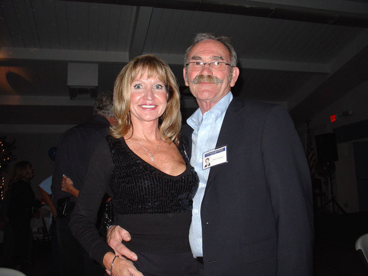 40year7a.jpg (67078 bytes)